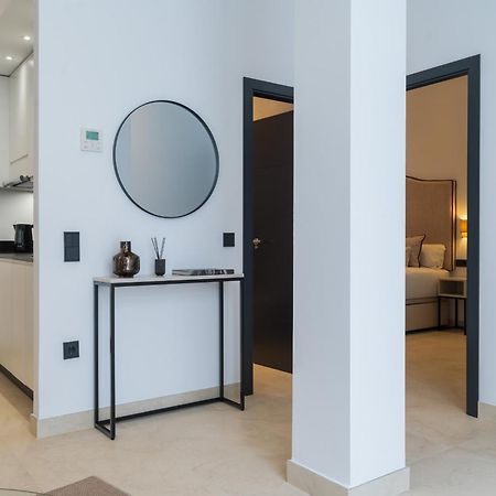New Design Apartment - Private Patio - Gallos 2 Seville Ngoại thất bức ảnh