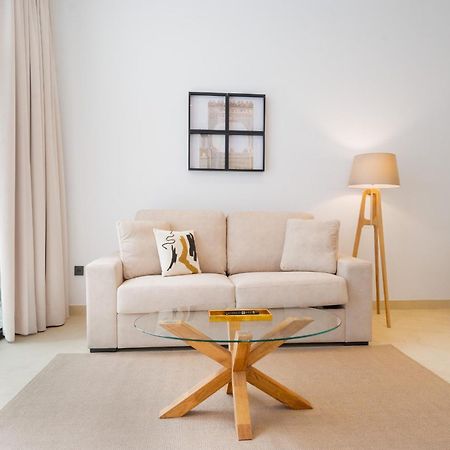 New Design Apartment - Private Patio - Gallos 2 Seville Ngoại thất bức ảnh