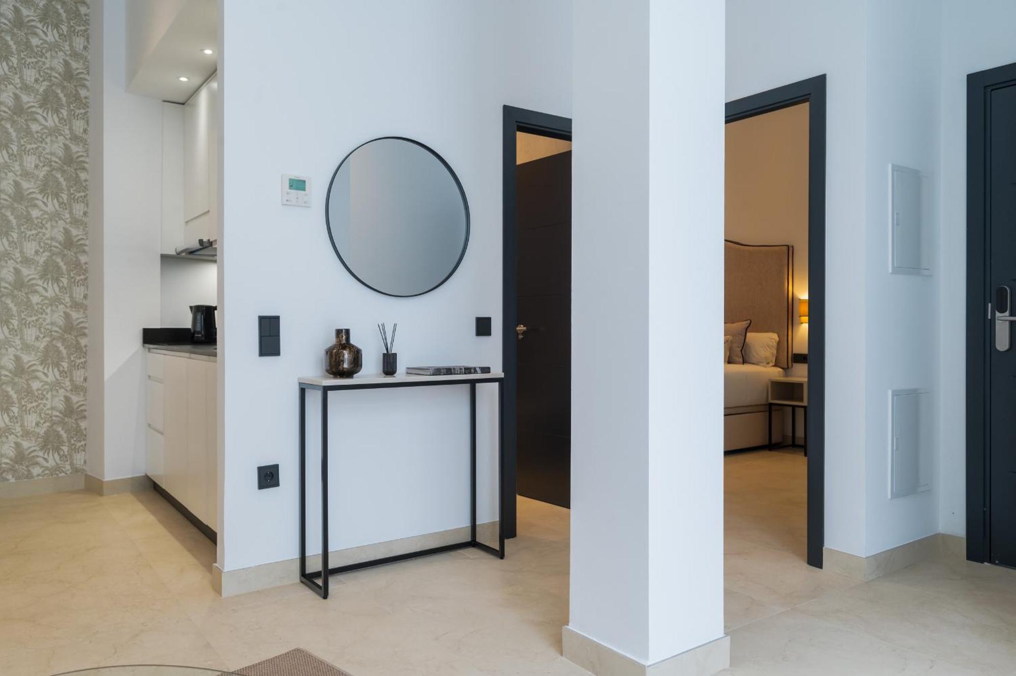 New Design Apartment - Private Patio - Gallos 2 Seville Ngoại thất bức ảnh